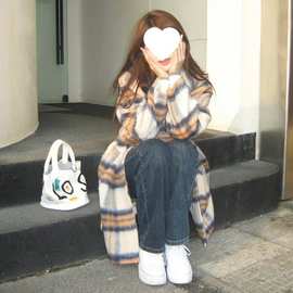 感格子毛呢外套女秋冬新款牛角扣韩版气质小众中长款呢子大衣