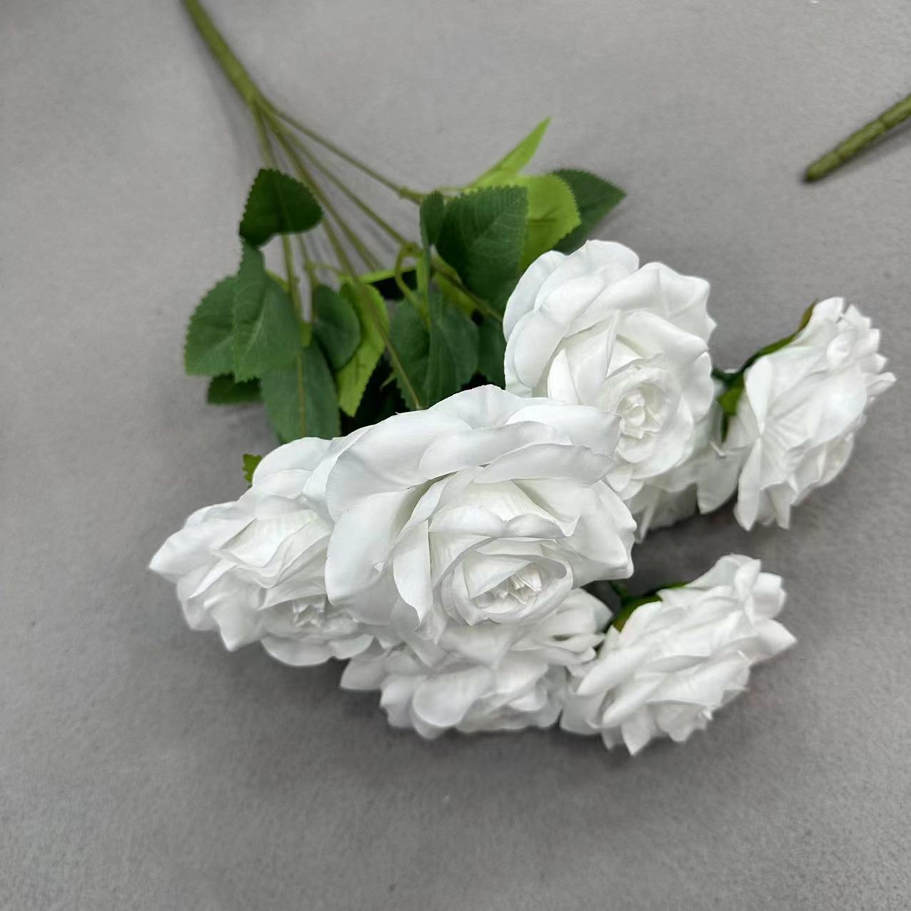 Ramo de Rosas Artificiales 9 Cabezas de Seda Decorativo para Bodas
