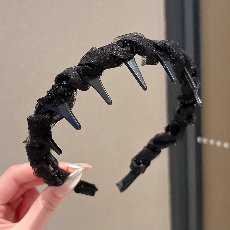 Diadema de diamantes de imitación de hilo de malla negra twist Diadema de temperamento superior de cráneo alto femenino con dientes, tarjeta de lujo ligera antideslizante, tocado facial