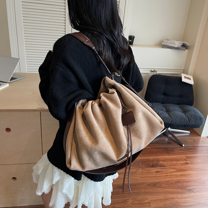 单肩包跨境麂皮绒腋下包新款美拉德通勤托特包大容量斜挎流浪包包|undefined