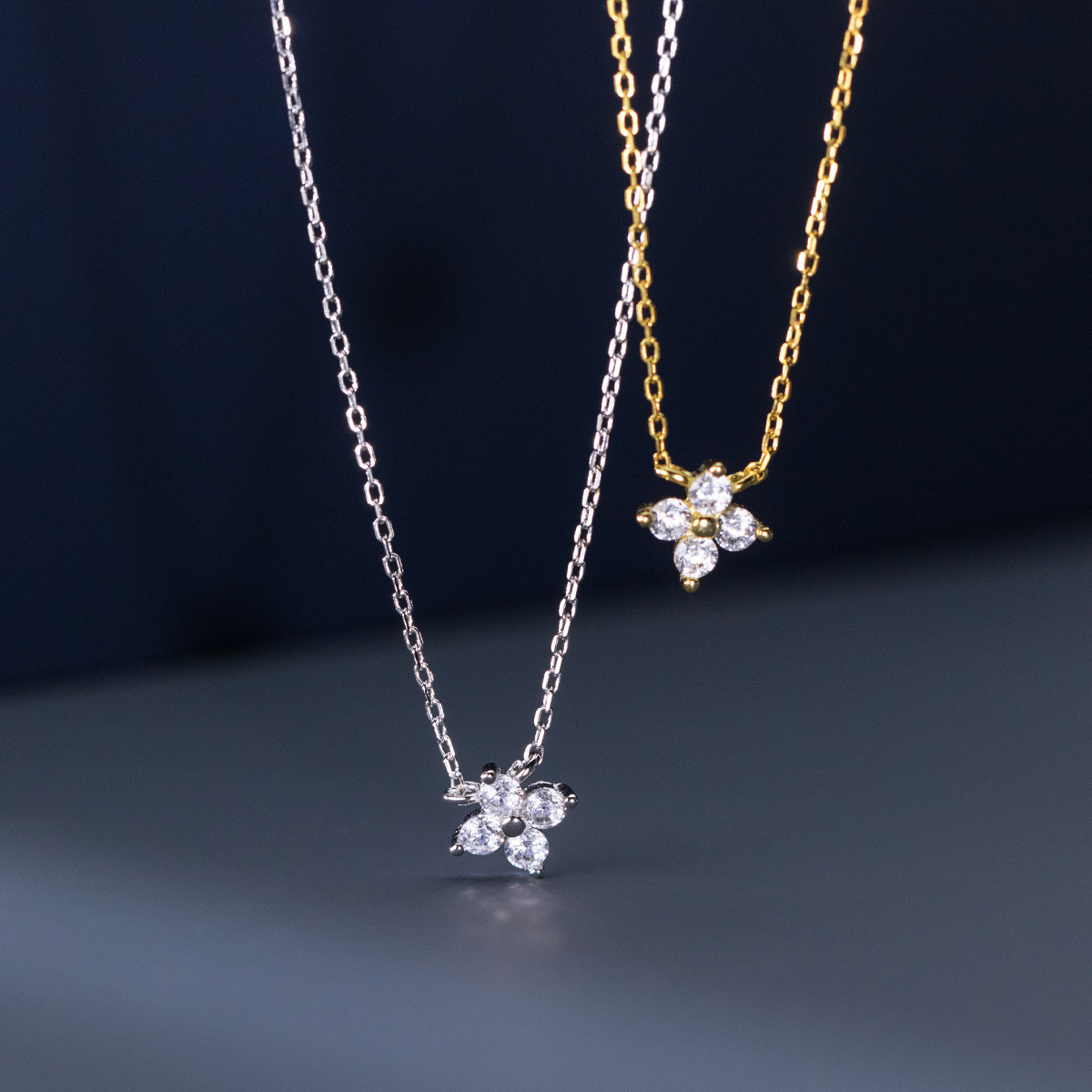 S925 Sterling Silver Light Luxury Old Money Style Four-Leaf Clover Necklace for Women 2025 Hot-Selling Fashion Gold-Plated Silver Jewelry Choker