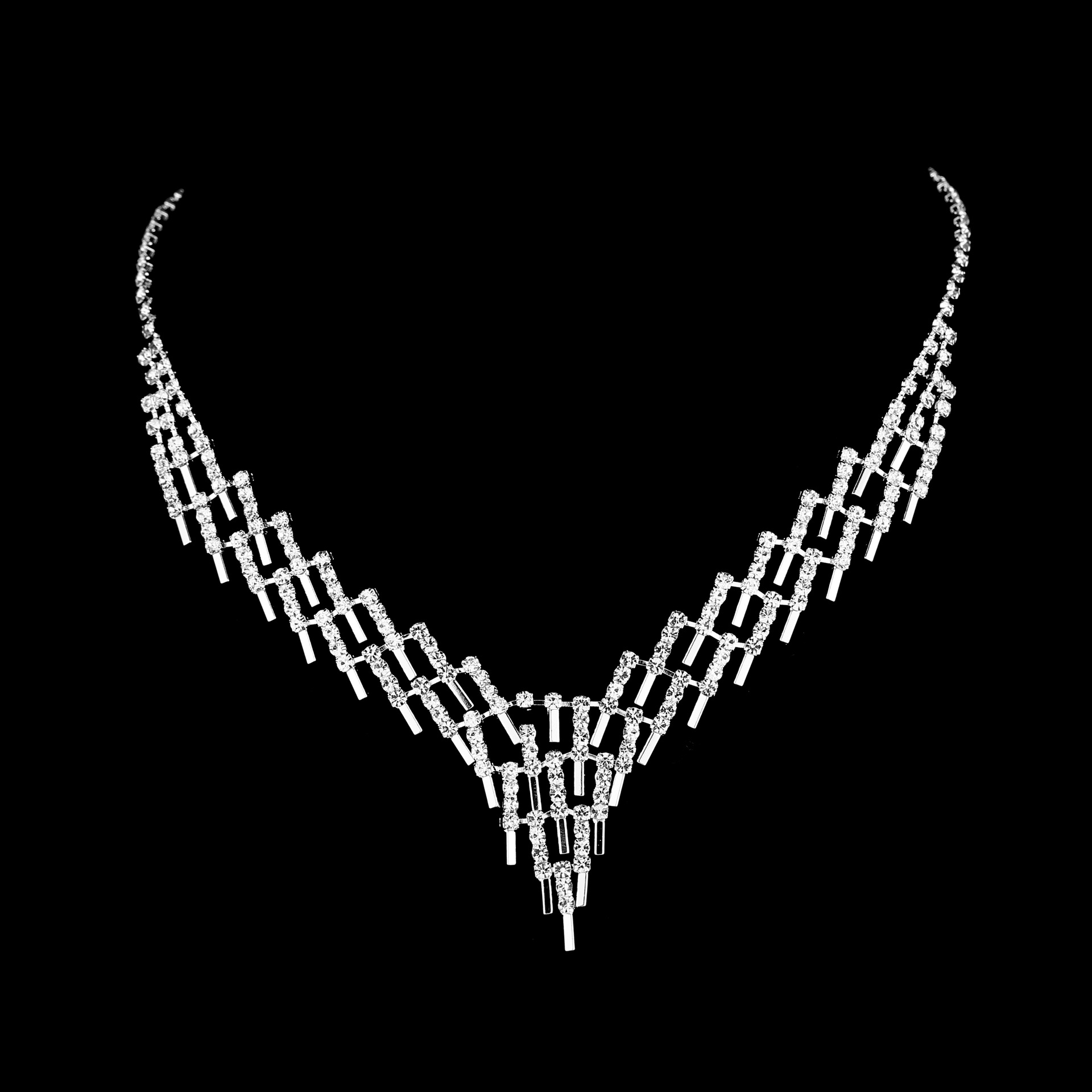 Nueva Moda Novia Collar Pendiente Pulsera Tres Piezas Conjunto De Diamantes De Imitación display picture 2