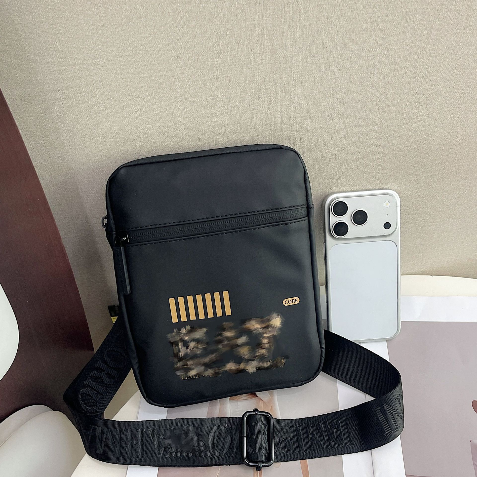 2026 New Portable Men's Shoulder Bag for Commuting, Sports, Lightweight Travel Crossbody Bag, Casual Mobile Phone Small Backpack