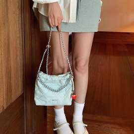南风 Chio2n 海风微醺托特包包女2025超火浅蓝萎格链条包斜挎小包
