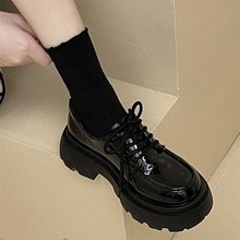 2023春季新款英伦风黑色小皮鞋女复古秋季乐福鞋松糕厚底休闲单鞋