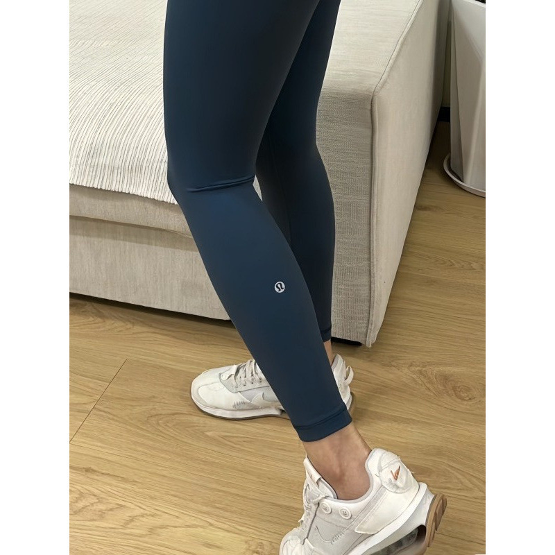 Lulu Original Yoga Pants with Calf Logo, No Awkward Lines, Naked Feel, High-Waisted, Butt-Lifting, Sports Pilates Tight-Fitting Cropped Pants Lulu Original Yoga Pants with Calf Logo, No Awkward Lines, Naked Feel, High-Waisted, Butt-Lifting, Sports Pilates Tight-Fitting Cropped Pants