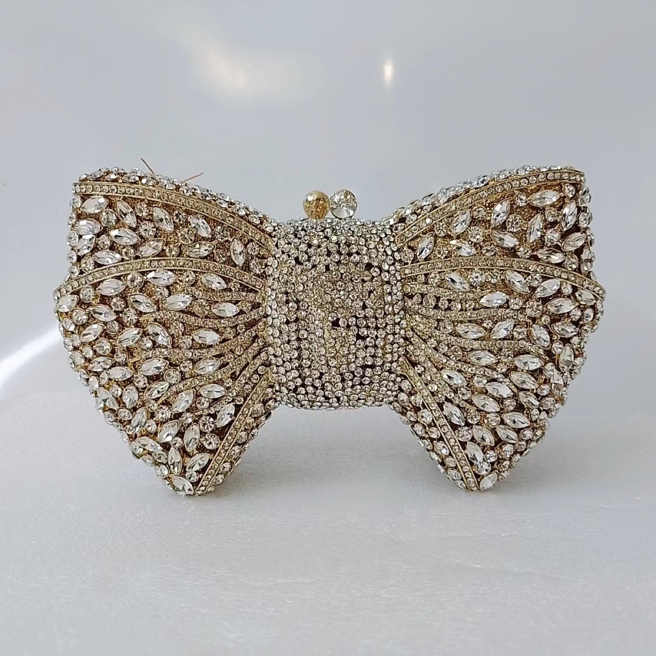 Túi clutch nữ đính đá kim cương cầm tay dự tiệc phong cách Âu Mỹ — BL501 màu bạc, BL501 màu vàng, BL501 màu đen đỏ, BL501 màu xanh đen