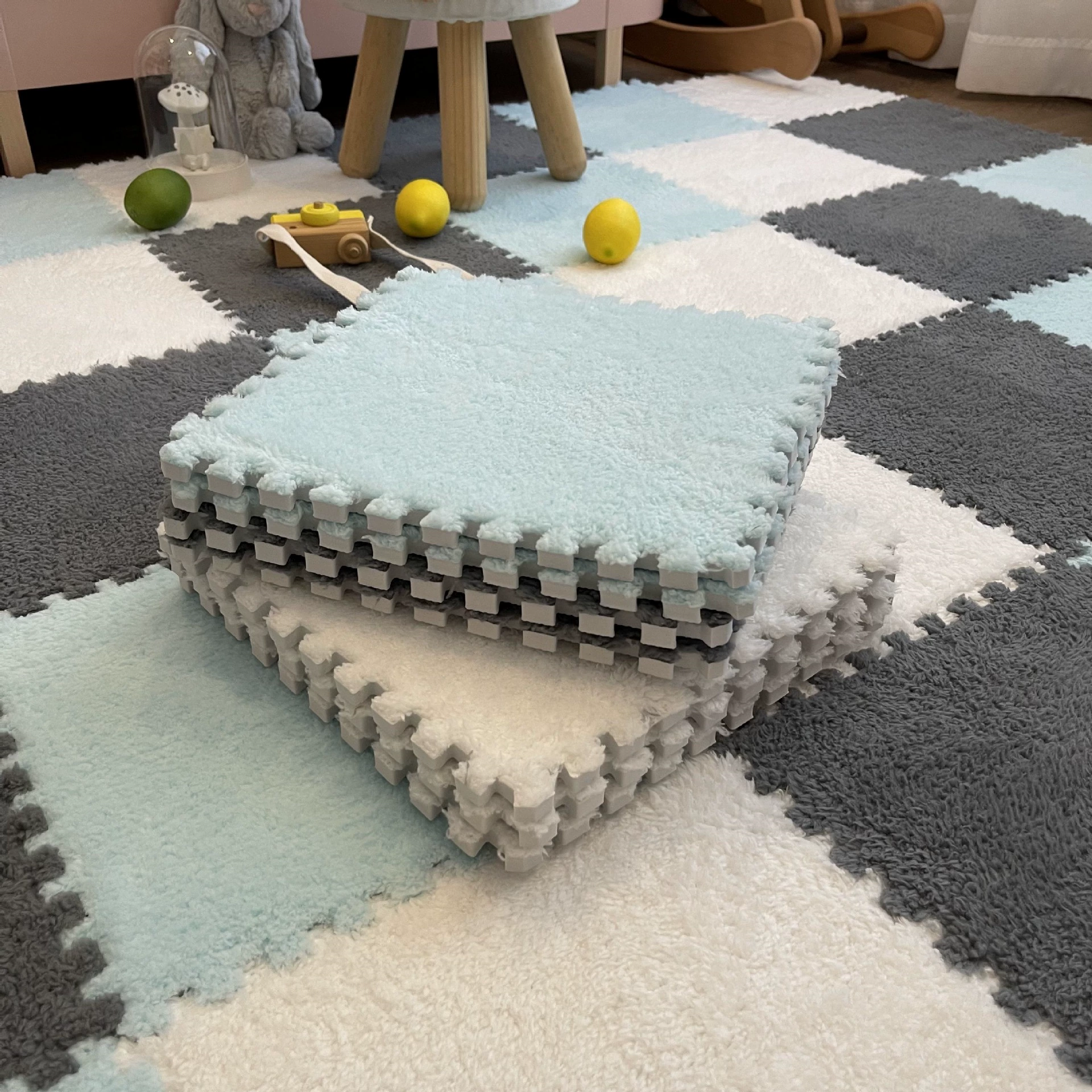 Sub-cut carpet, bedroom bedside blanket, large-area children's foam floor mat, plush, stain-resistant, fully spliced