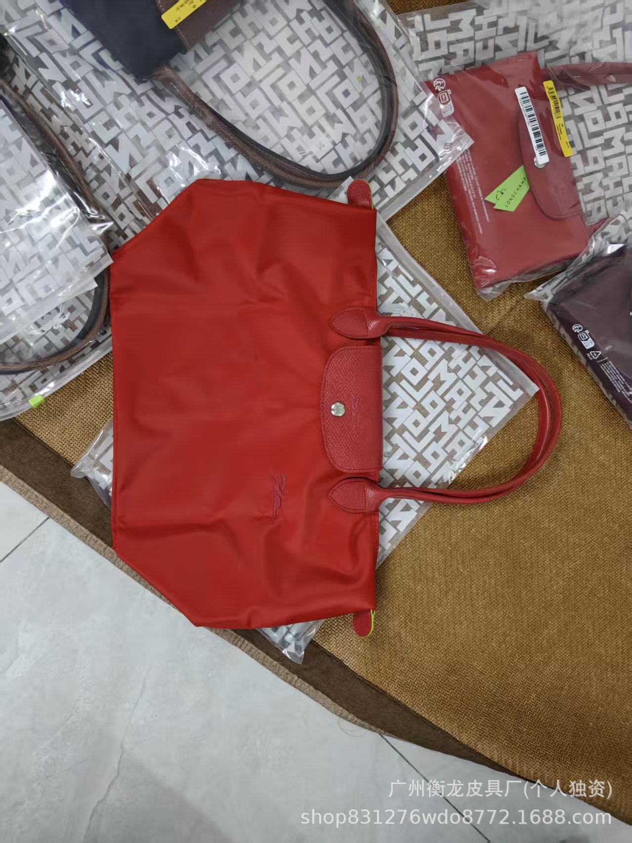 フランスのロンシャンナイロンバッグ、トートバッグ、ロングハンドルハンドバッグ、餃子バッグ、折りたたみ式ママバッグ、女性用2025年新作、ポータブル