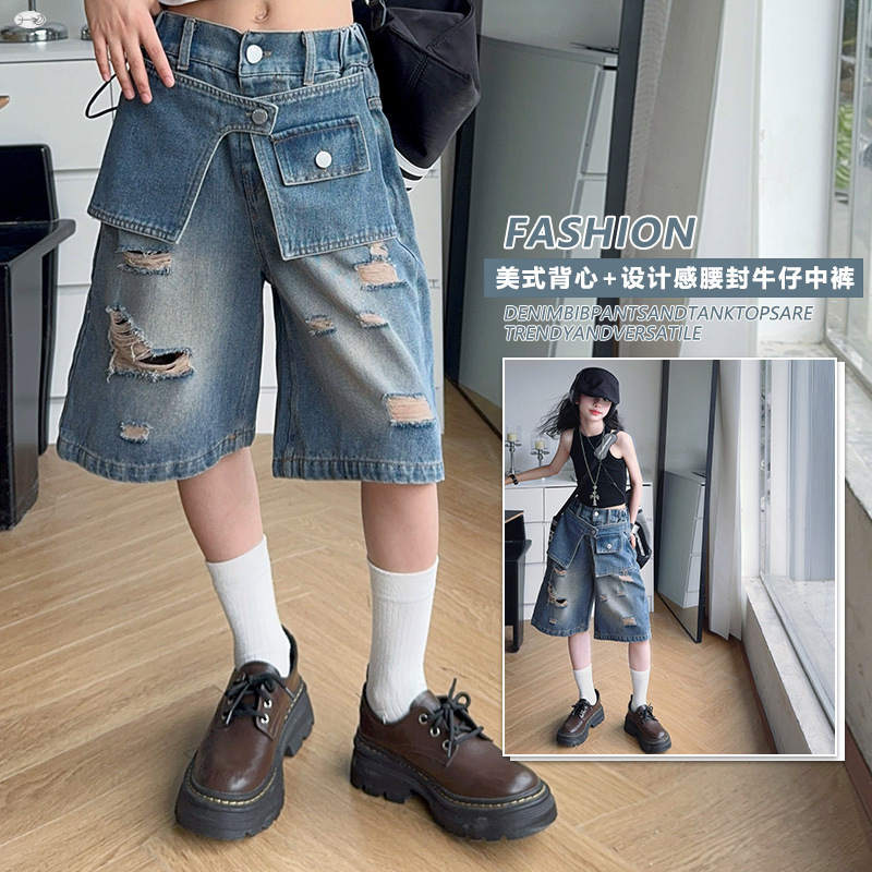 Girls' Fashionable Outfit 2026 Summer New Style American-Style Tank Top with a Stylish Waist Belt and Trendy Denim Shorts for Older Children