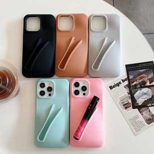 For Apple Model IP15 Large Hole 2024 New Niche Unique Lipstick Stand Silicone Phone Case Protective Cover