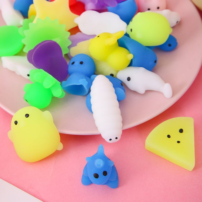 Cross-border bestseller: Cute stress-relief squeeze toy, creative adorable pet squishy toy, hand-squeezable stress-relief gadget