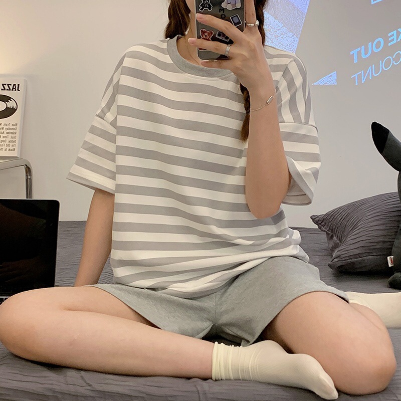 Women's Summer Pajamas, Cotton-Like Short-Sleeve, 2026 New Style, Summer Women's Striped Loose-Fitting Loungewear Set That Can Be Worn Outside Women's Summer Pajamas, Cotton-Like Short-Sleeve, 2026 New Style, Summer Women's Striped Loose-Fitting Loungewear Set That Can Be Worn Outside