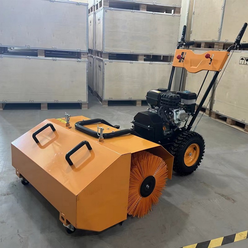 6.5马力扫雪机小区除雪道路清雪机汽油款三合一抛雪机滚刷式扫雪