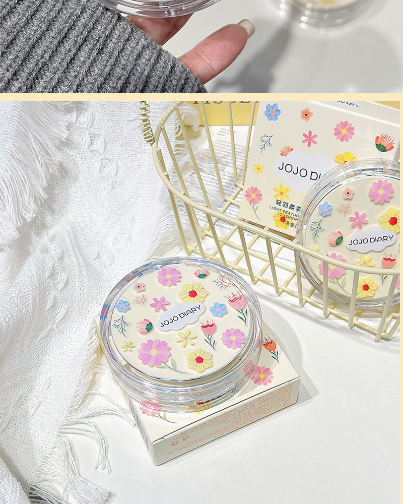 Jiujiu Diary Cushion Foundation provides long-lasting coverage, moisture retention, no smudging, no powder sticking, water and sweat resistance, and a refreshing BB cream undefined