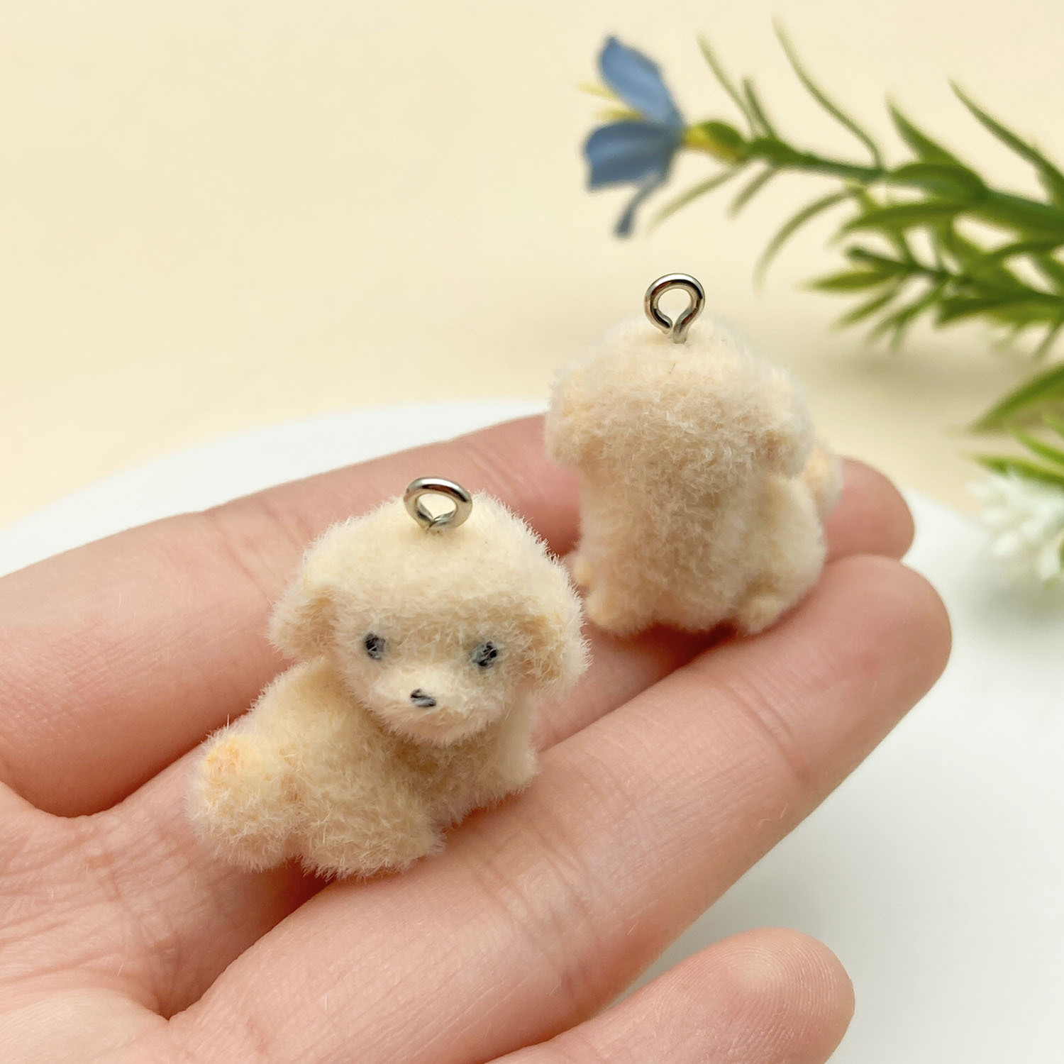 23134-1 밝은 갈색 수지 무리 동물 머리를 돌리는 강아지 25x23mm-3.5g