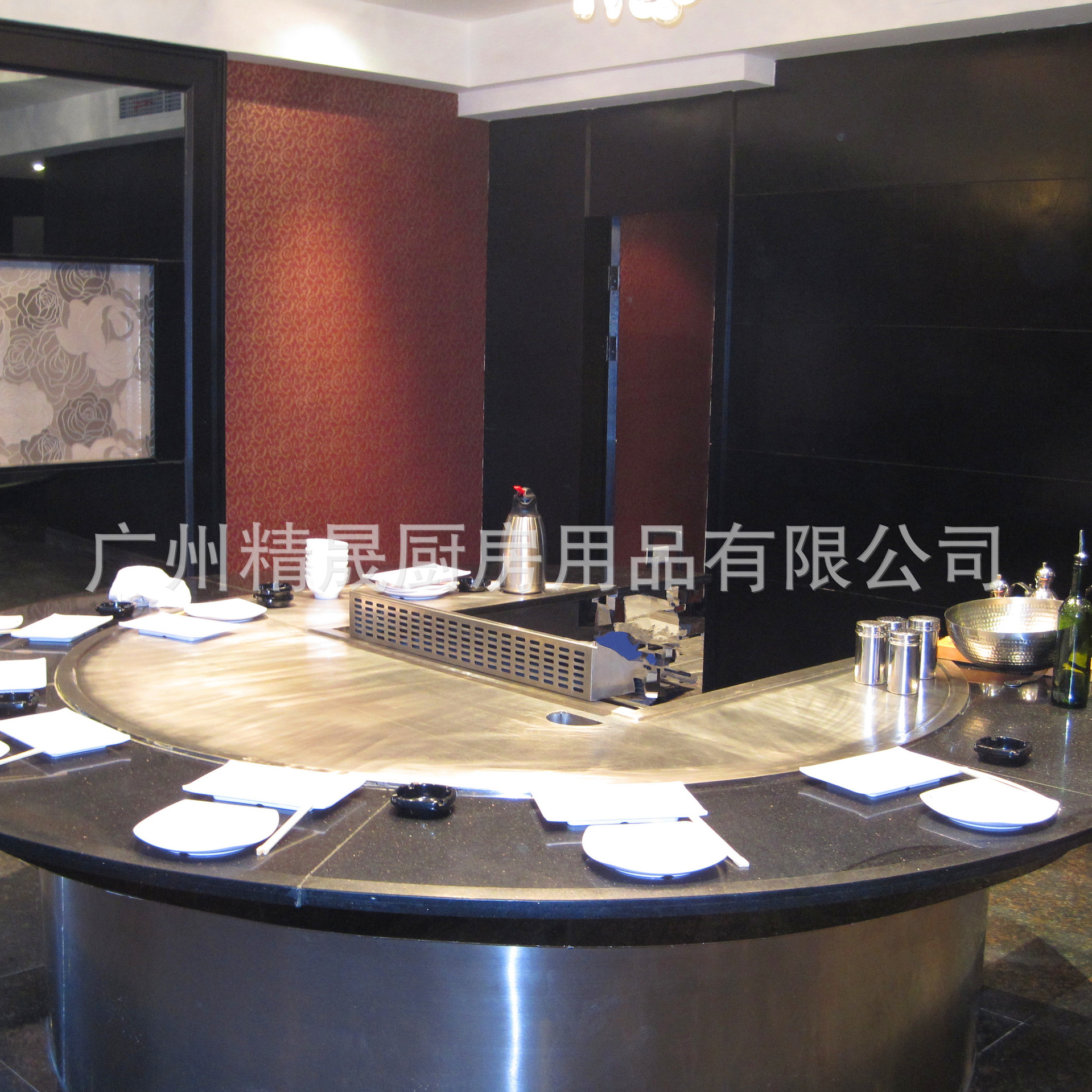 泰龙牌铁板烧、十年行业专注生产铁板烧设备圆形十二人铁板烧