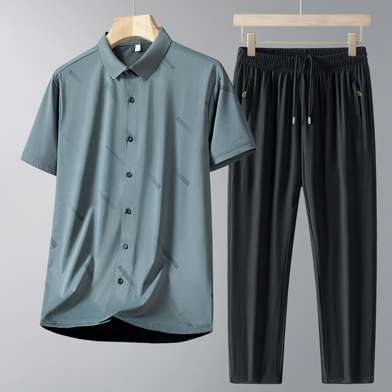 Papa de verano 2025 nuevo traje casual para hombre delgado cardigan de manga corta Polo cuello rayado de hielo dos piezas para hombre