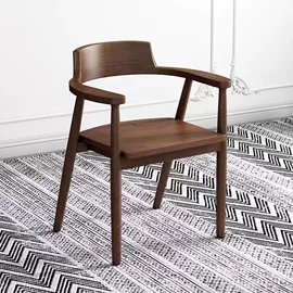 实木床;餐桌;电脑桌