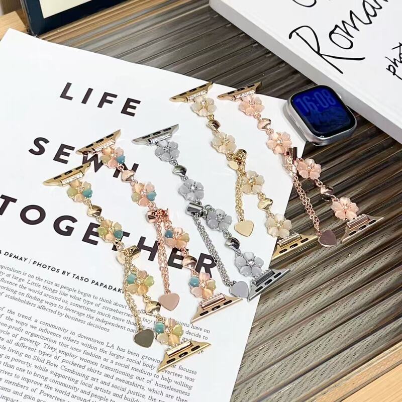 Suitable for Apple 91011 Generation Watches, Samsung Xiaomi Huawei 11Pro Fit5 Heart-Shaped Cherry Blossom Bracelet Wristband Suitable for Apple 91011 Generation Watches, Samsung Xiaomi Huawei 11Pro Fit5 Heart-Shaped Cherry Blossom Bracelet Wristband