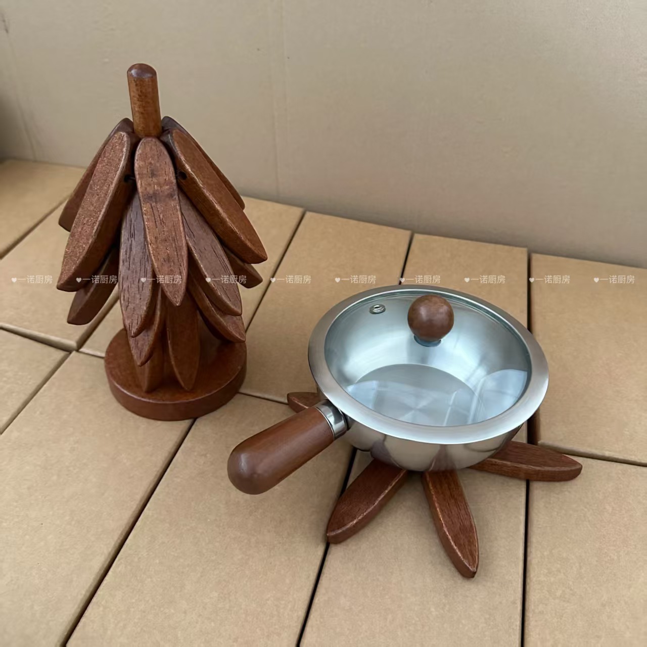 한 나무 주방 단열 매트 창조적 인 Placemat 나무 안티 다림질 매트 코스터 테이블 매트 고급 센스 솔리드 우드 매트