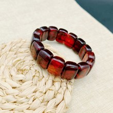 血珀无事牌项链手牌男女款琥珀色吊坠血丝珀民族风毛衣链直播爆款