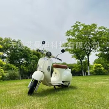 Retro Electric Motorcycle Roman Holiday for Adult Commuting and Leisure, Direct Supply from the Manufacturer, Wholesale Lightweight Electric Scooter Retro Electric Motorcycle Roman Holiday for Adult Commuting and Leisure, Direct Supply from the Manufacturer, Wholesale Lightweight Electric Scooter