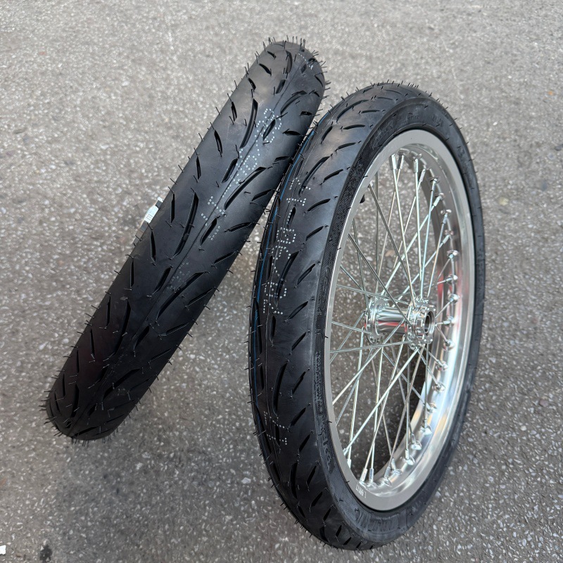 Suitable for QiuLong Light Bee modification with 70/90-17 front and 80/90-17 rear tires, CNC wheel hub assembly, aluminum alloy wheel set