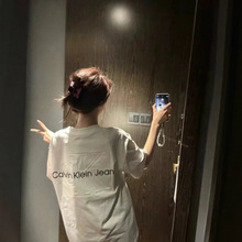 2025热卖美国ck短袖Jeans夏季男款圆领浮背后大logo宽松T恤