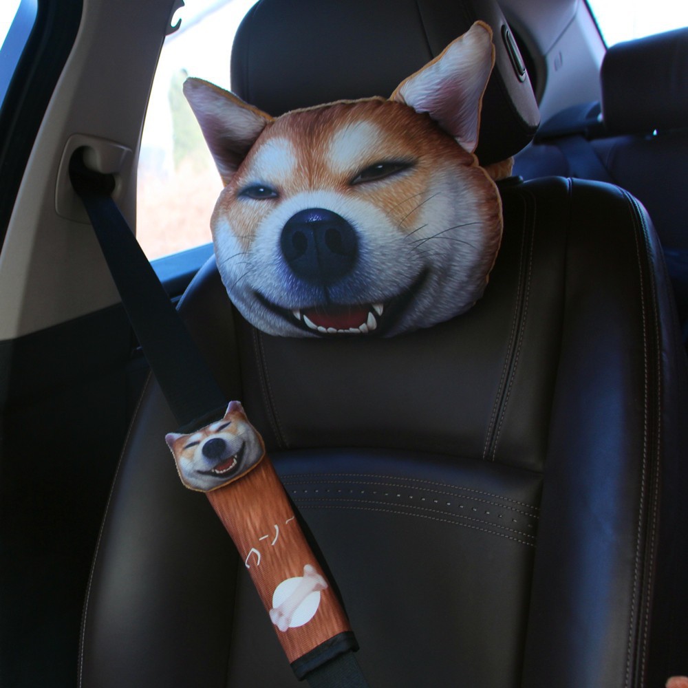 A model laughed Shiba Inu