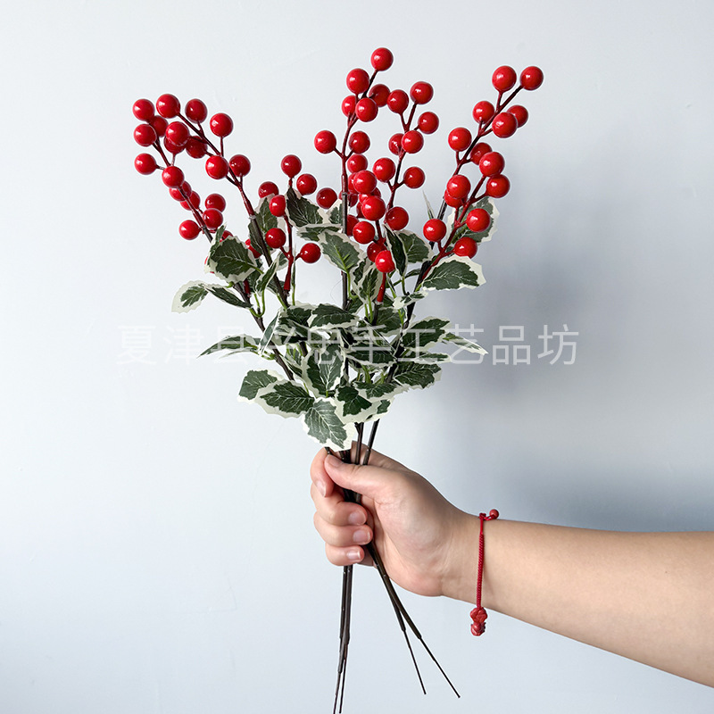Christmas Decoration 7 Forks Simulation Red Fruit Insertion Christmas Arrangement with Leaf Berry Branches Home Living Room Ornaments Red Fruit Branches Christmas Decoration 7 Forks Simulation Red Fruit Insertion Christmas Arrangement with Leaf Berry Branches Home Living Room Ornaments Red Fruit Branches