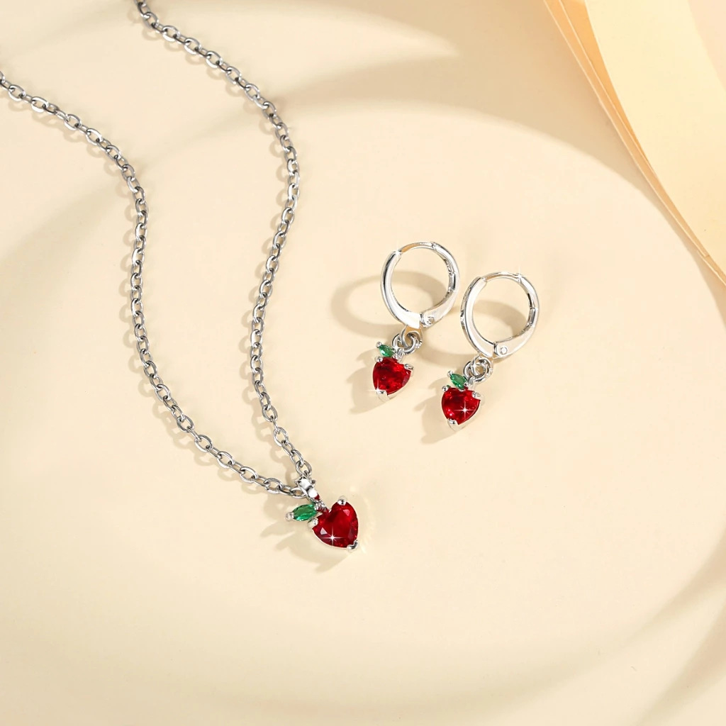Artículo anteriorModa transfronteriza en forma de corazón pequeño aretes de fruta fresca nicho de diseño de colgante amoroso conjunto de joyas