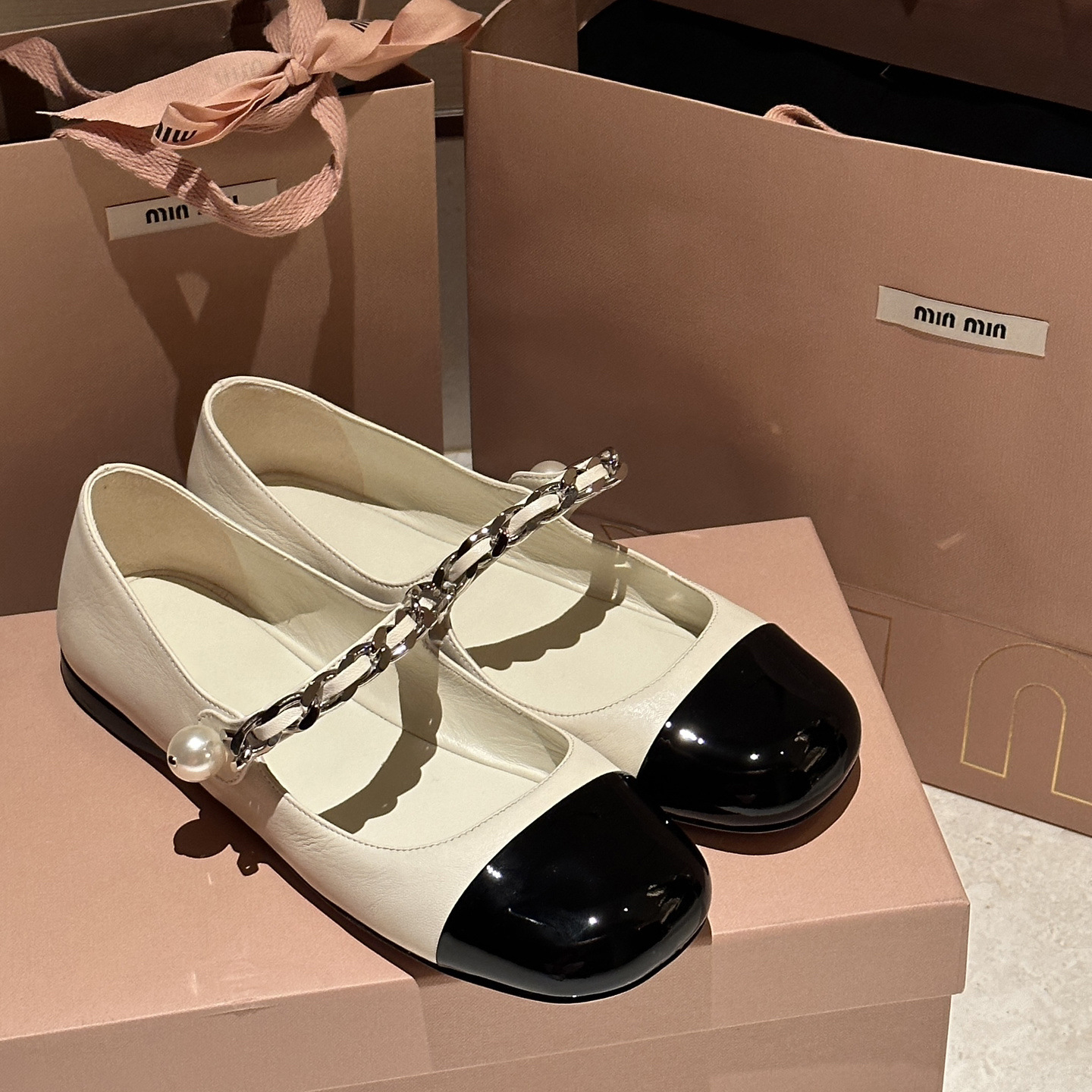 Edición de cuero de vaca ~ Ammie cuero de color marizhen zapatos de mujer primavera y otoño perlas con zapatos planos zapatos de cuero