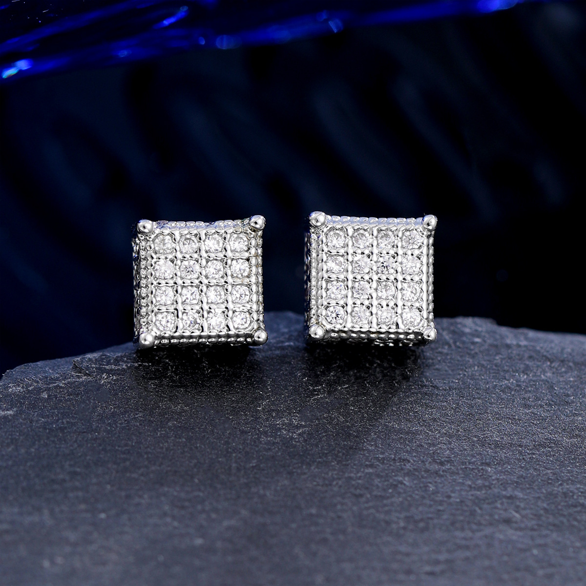 CR7 Diamond Studs - Micro-Inlaid Zircon Hip Hop Earrings For Men (Football Inspired Luxury Studs, Hot Selling)_voghion.com