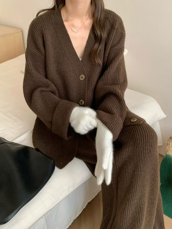 慵懒风针织套装女秋冬竖坑条显瘦毛衣外套宽松开衫+阔腿裤两件套|undefined