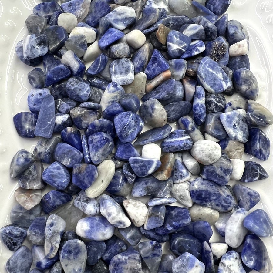 100 tipos de piedra triturada de 7 - 9mm cristal natural jade ágata espécimen de piedra preciosa marco de fotos transfronterizo mano suministro Amazon