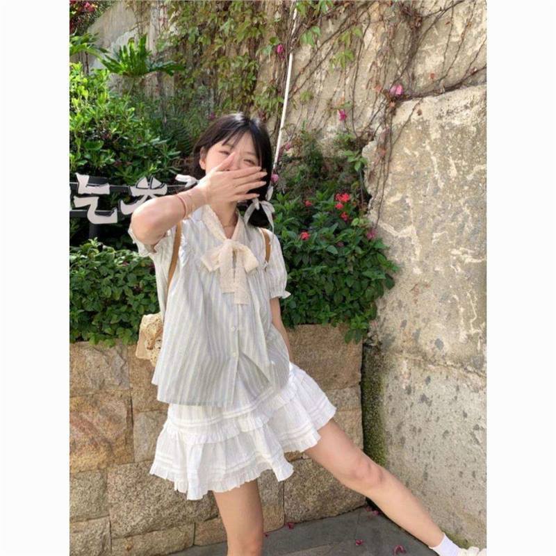 蝴蝶结别致花边泡泡袖条纹衬衫女夏季2025新款休闲甜美温柔风上衣