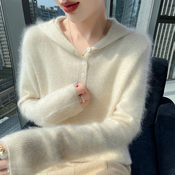 Demi-season velvet woolen base body-friendly sweater with hood