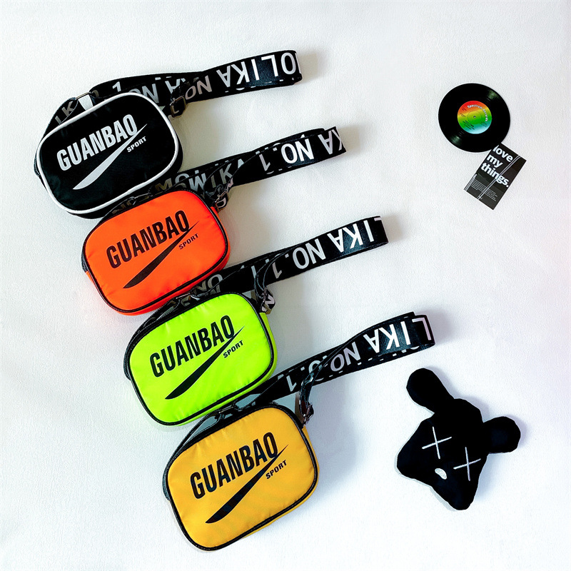 Trendy klassische brief logo kinder schulter tasche, blickfang und stilvolle zubehör, umhängetasche, kindergarten baby münze geldbörse_voghion.com