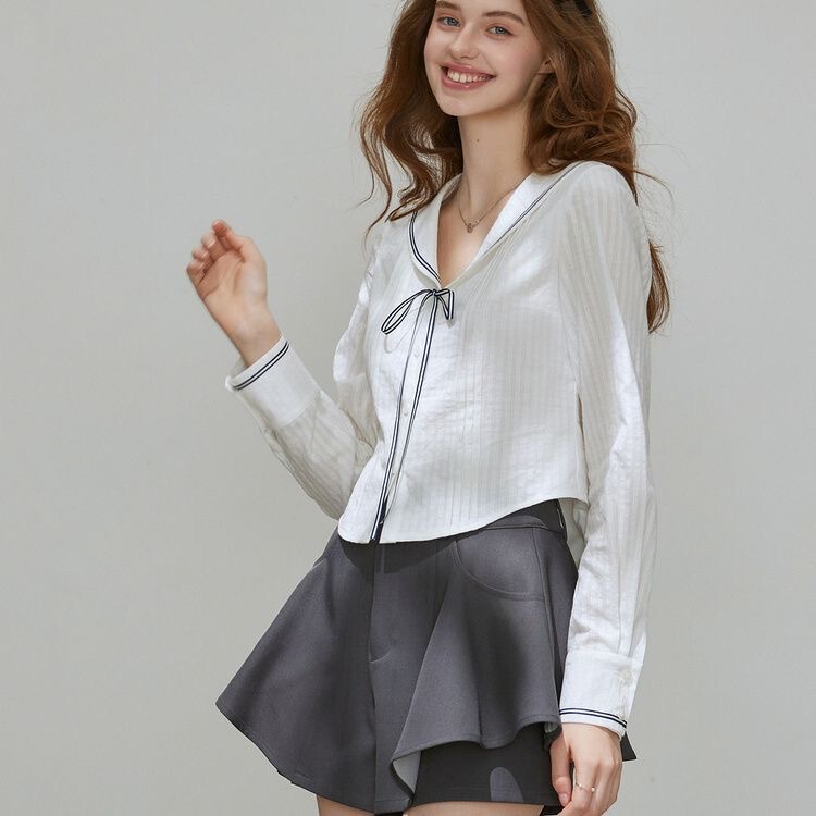 2026 Summer and Autumn New Style White Shirt for Women with Navy Collar, Simple and Thin Commuter Top, Nautical Style Outfit 2026 Summer and Autumn New Style White Shirt for Women with Navy Collar, Simple and Thin Commuter Top, Nautical Style Outfit