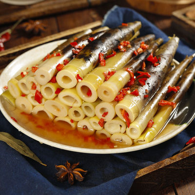 Bamboo shoots Hand stripping bamboo shoots Open bags precooked and ready to be eaten 500g spicy pickled pepper Crispy bamboo shoots Shredded a kind of edible bamboo shoot Bamboo shoot tips snacks