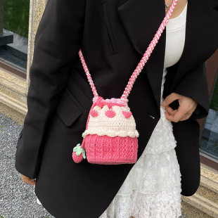 С���OӋб���Ů����ƴɫ��ݮ����ˮͰ���ɐ�����������چμ��