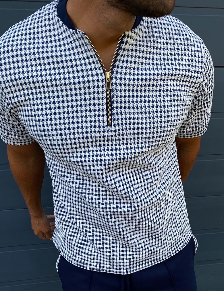 2023 Moda europea y americana Moda juvenil Camiseta de verano con cremallera de polo para hombre Soporte para pedir una pieza