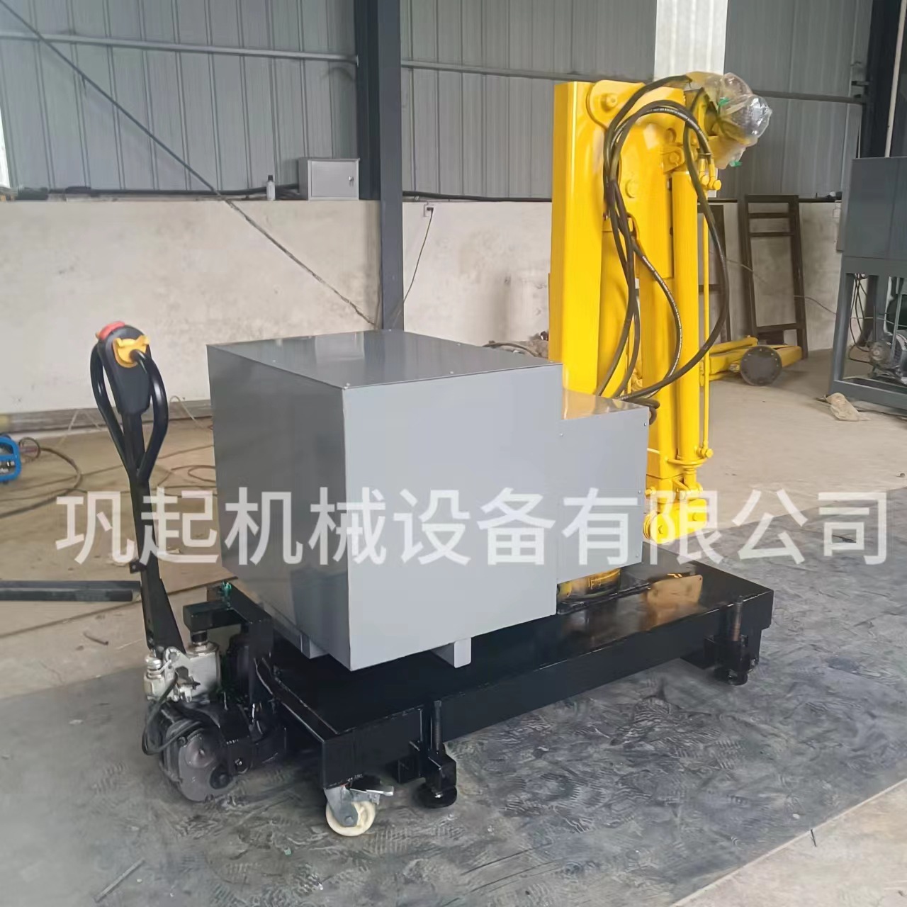 液压小吊机伸缩吊臂起吊1至3吨移动吊车全自动式独臂吊