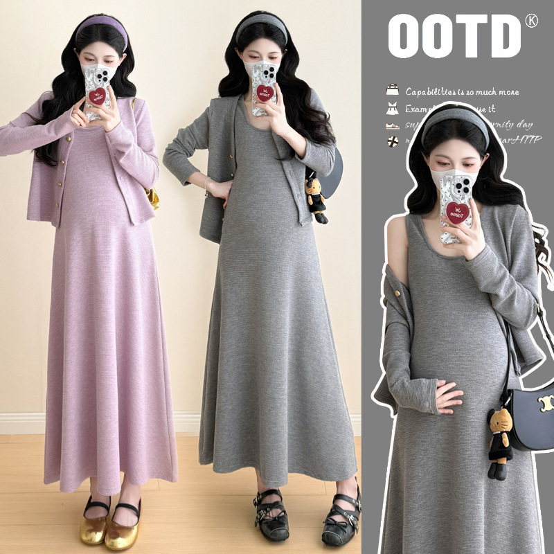 Maternity Wear, Autumn and Winter Dresses, Trendy Moms, New Fashionable Pregnancy Style, Age-Reducing and High-End Wear Two-Piece Set Maternity Wear, Autumn and Winter Dresses, Trendy Moms, New Fashionable Pregnancy Style, Age-Reducing and High-End Wear Two-Piece Set
