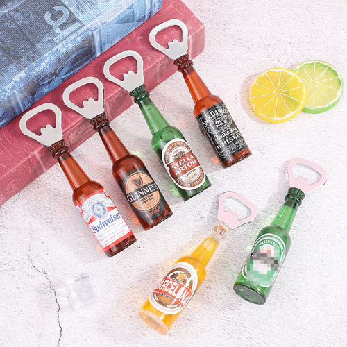 Creative beer bottle opener, personalized trendy refrigerator magnet for home, cross-border mini beer opener, wholesale
