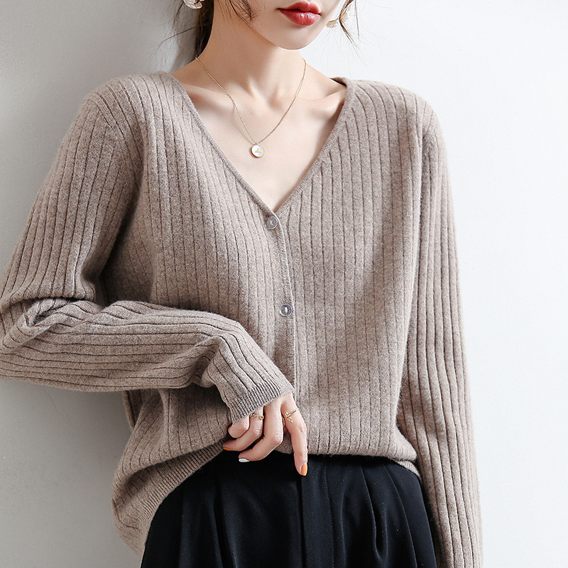 早春秋季新款女士抽条V领针织衫薄款开衫外搭宽松显瘦女装外套