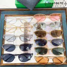 b���¿�W���LinsŮ����ͬ��؈��̫��R���ԕr�н���ī�R��bv1330