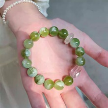 ����ɽ��ѩ����Ȼ����ִ��������w������ˮ�����ƽ�������Ů