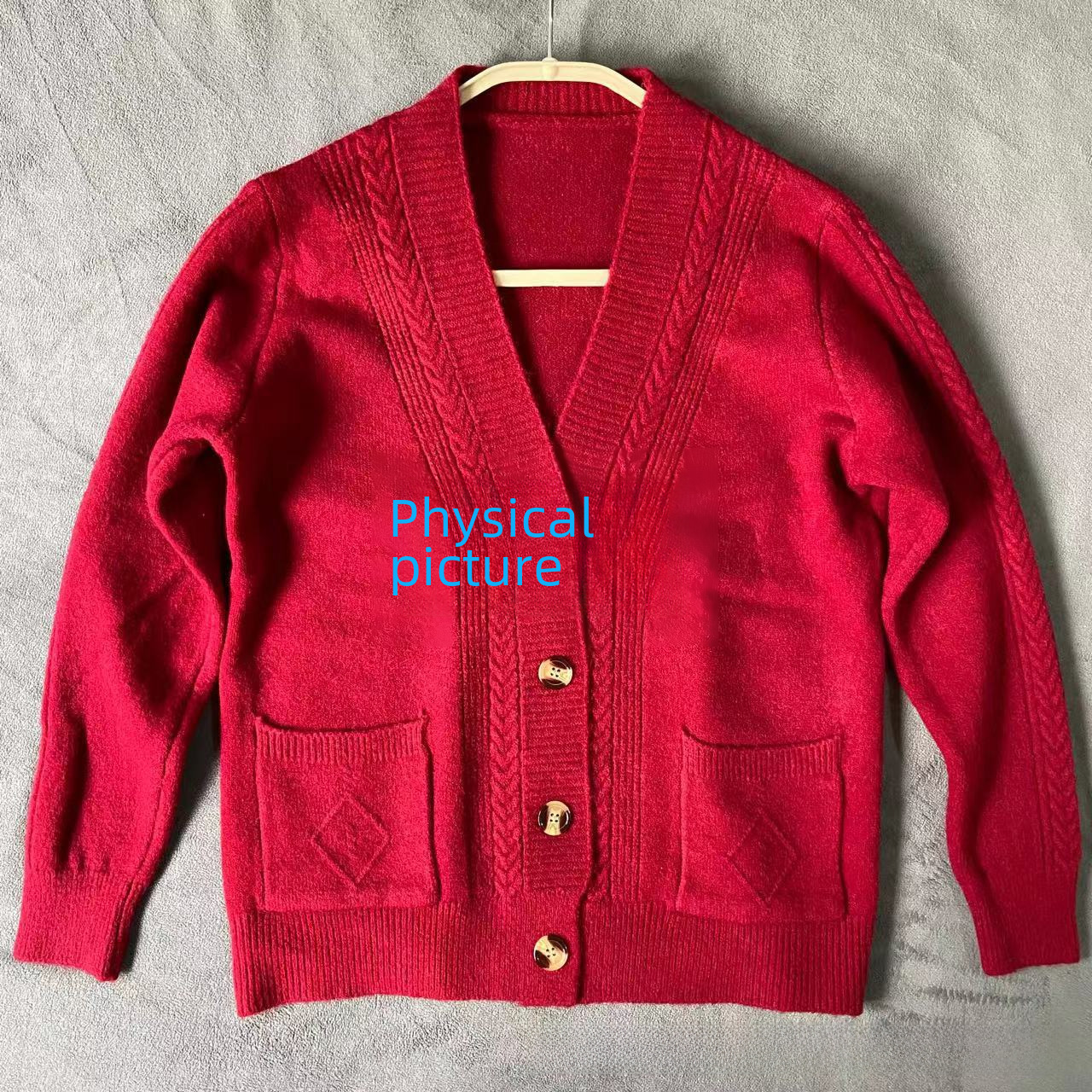 2023 spring and autumn V-neck solid color cardigan simple loose middle-aged mom long-sleeved sweater sweater women's casual coat_voghion.com